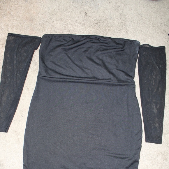 Off Shoulder LBD - Picture 1 of 1